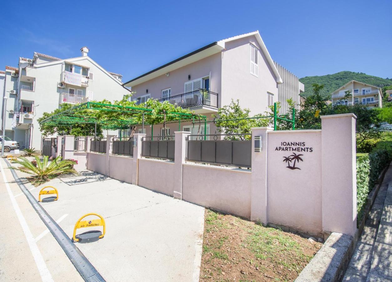 Ioannis Apartments Тиват Екстериор снимка