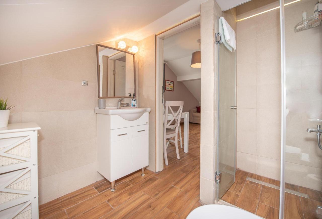 Ioannis Apartments Тиват Екстериор снимка